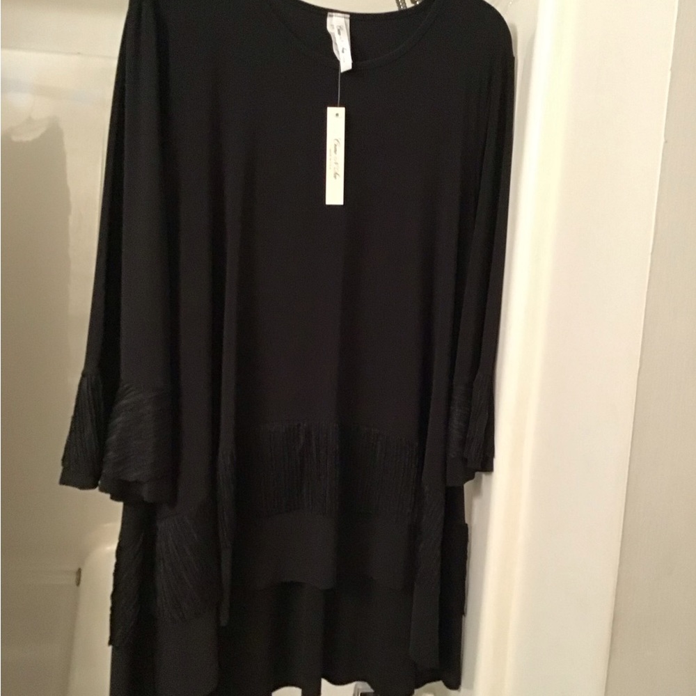 New With Tags! Matching ruffled skirt and top set size XL